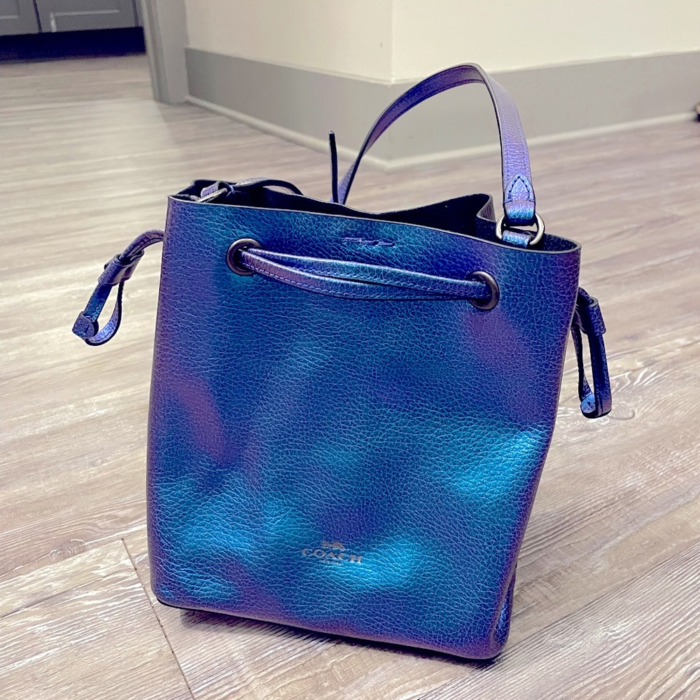 Coach bucket bag. No sign of use.